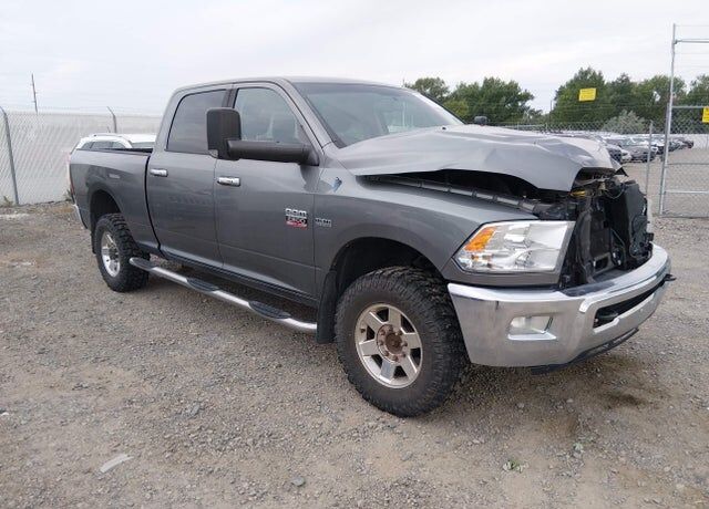 2012 DODGE Ram