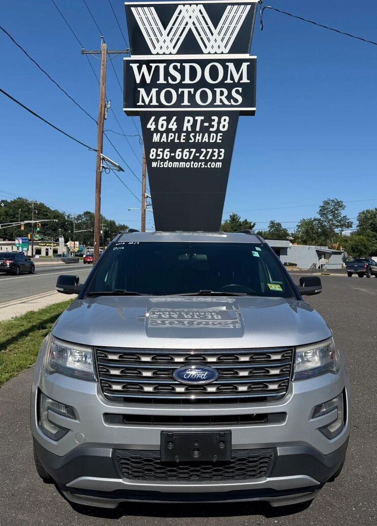 2017 FORD Explorer