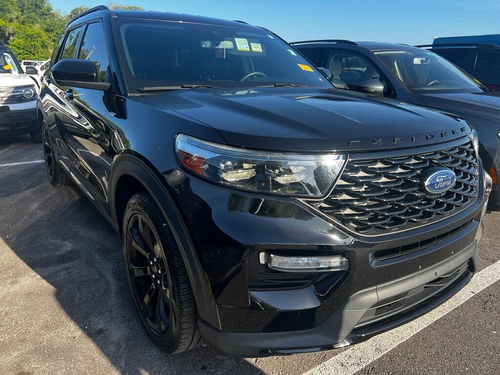 2023 FORD Explorer