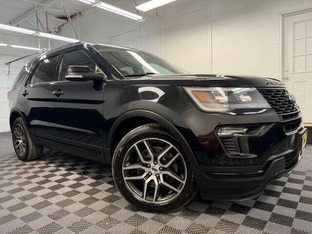 2018 FORD Explorer