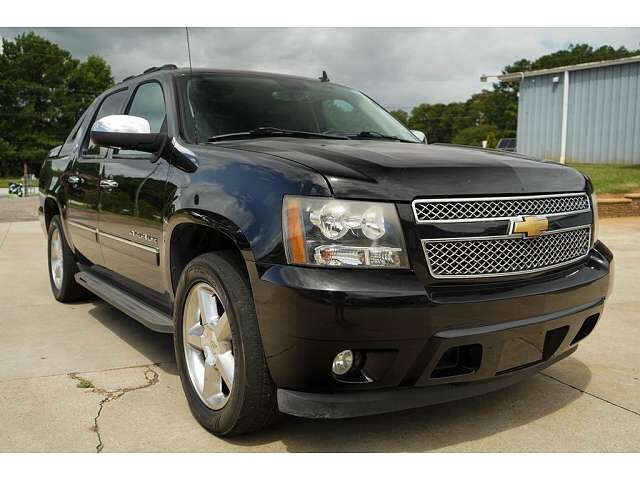 2013 CHEVROLET Avalanche