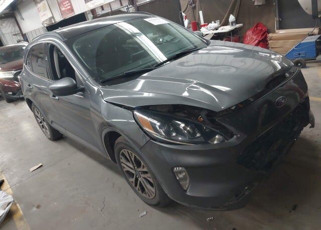 2021 FORD Escape