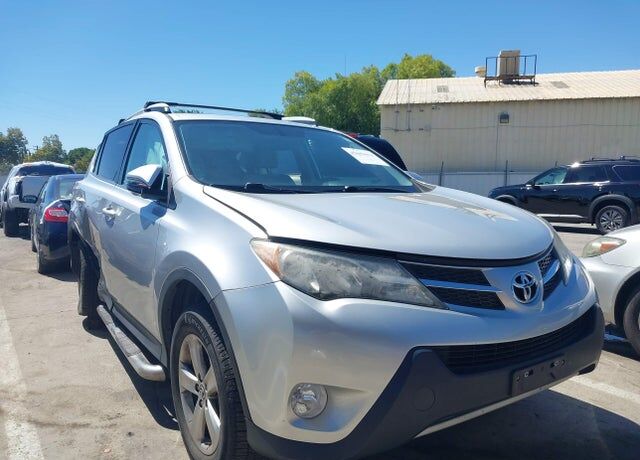 2015 TOYOTA RAV4
