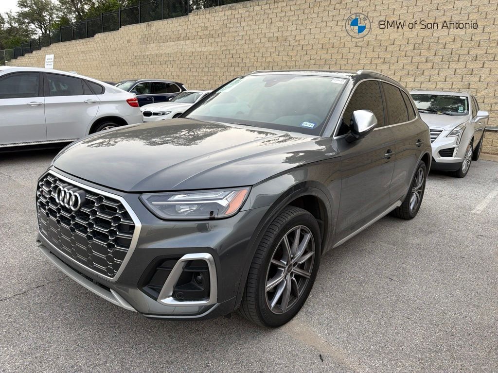 2022 AUDI SQ5