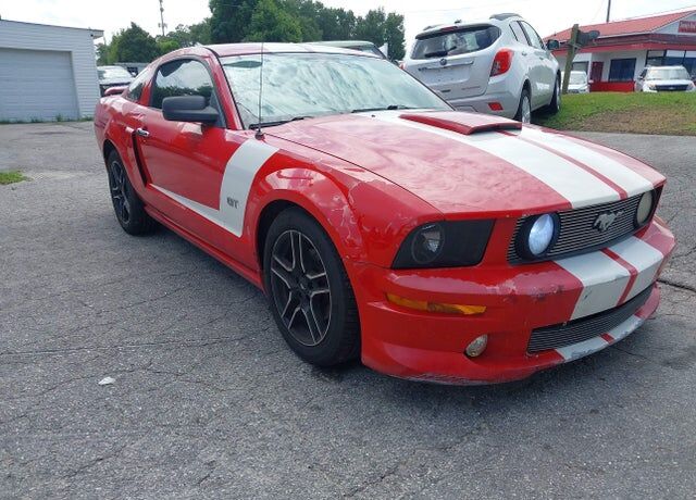 2005 FORD Mustang