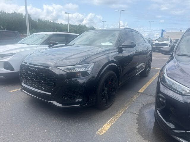 2021 AUDI RS Q8