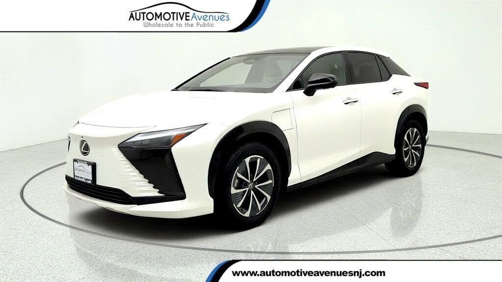 2024 LEXUS RZ 450e