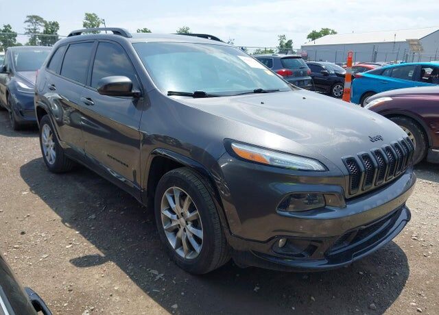 2018 JEEP Cherokee