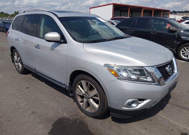 2015 NISSAN Pathfinder