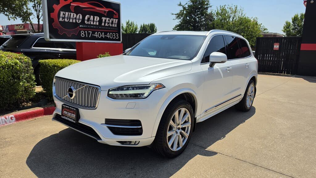 2016 VOLVO XC90