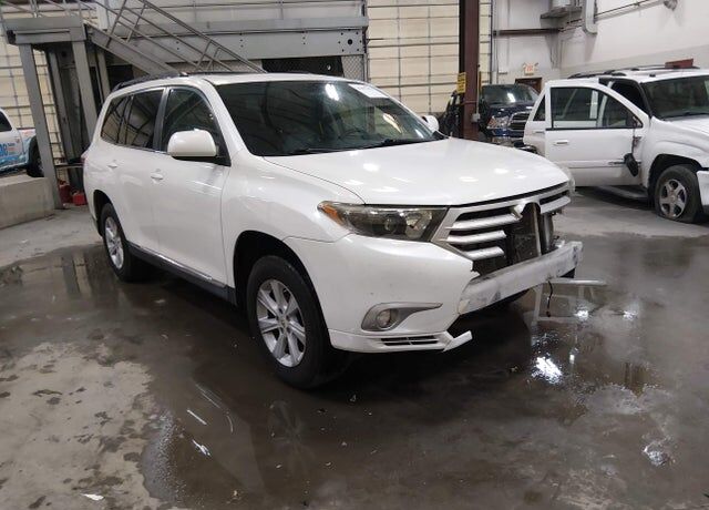 2012 TOYOTA Highlander