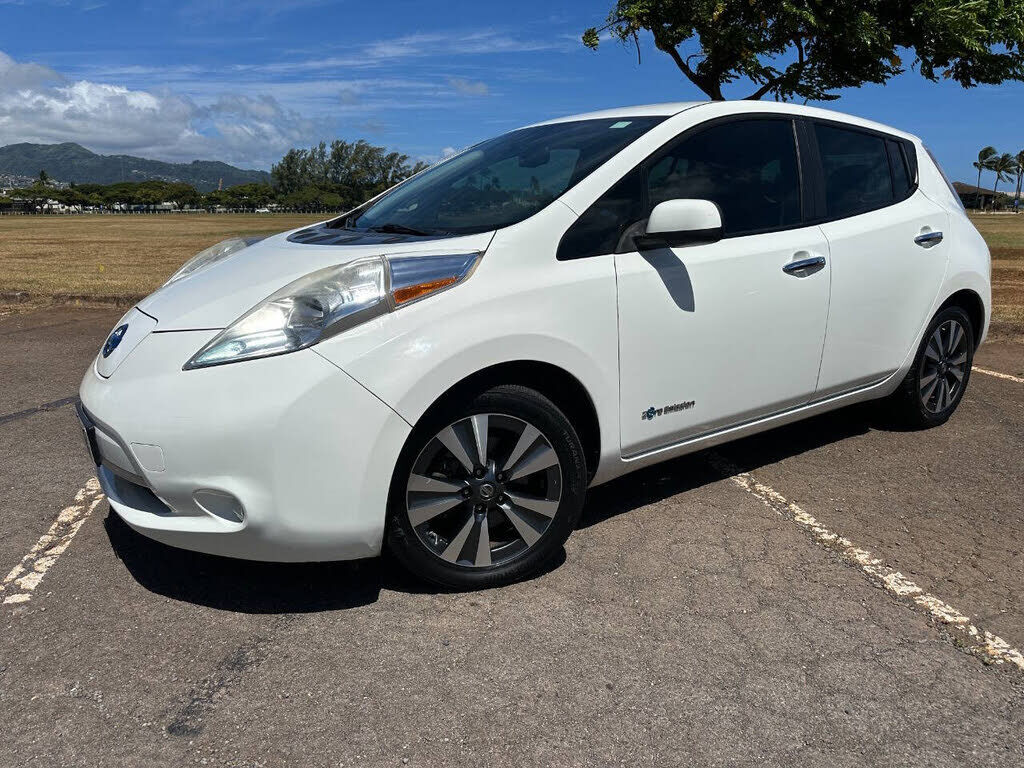 2016 NISSAN Leaf