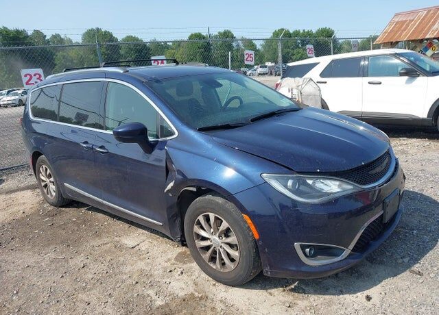 2019 CHRYSLER Pacifica