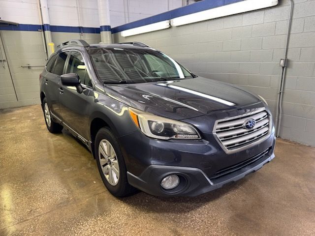2015 SUBARU Outback