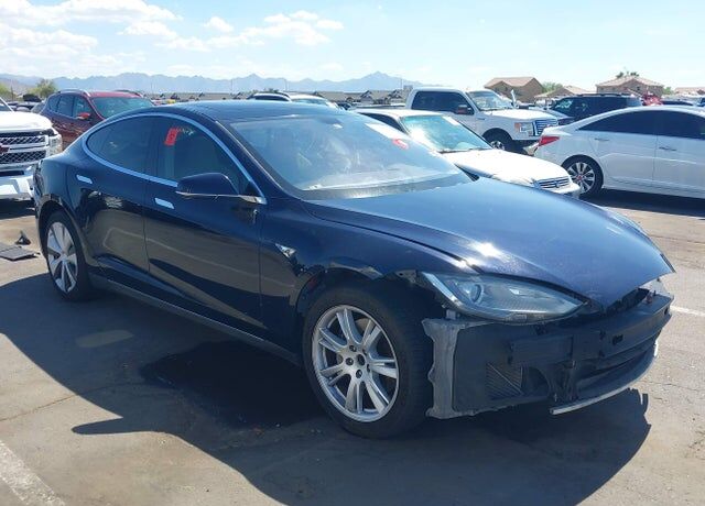 2013 TESLA Model S