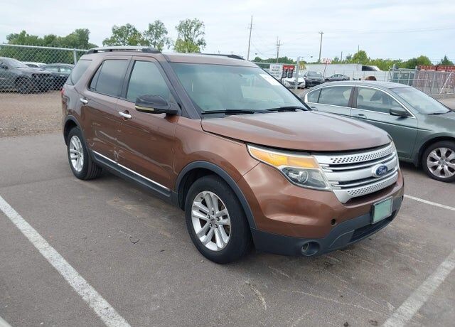 2011 FORD Explorer