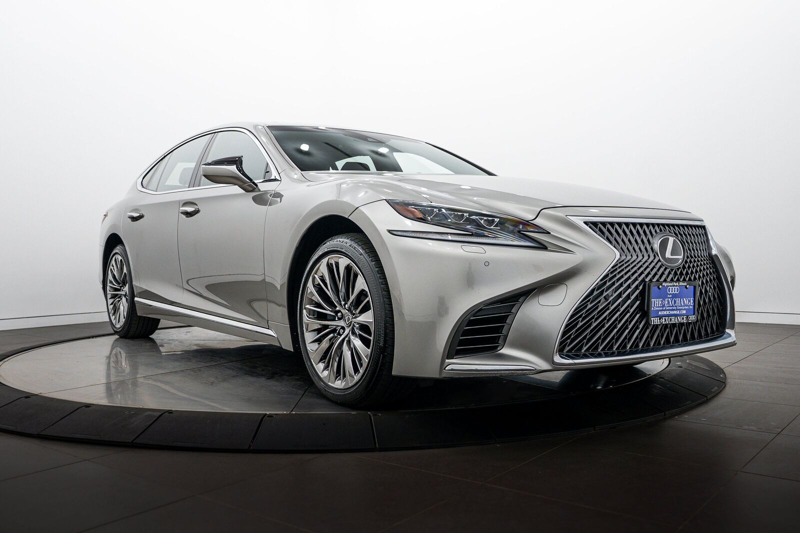 2019 LEXUS LS