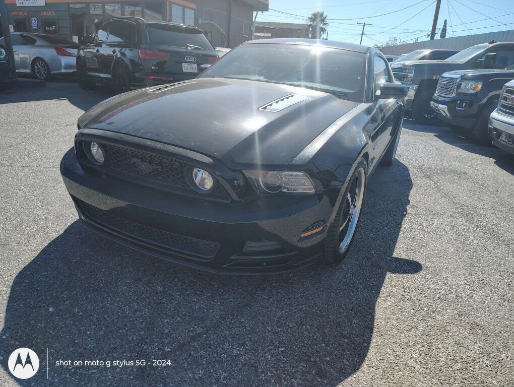 2013 FORD Mustang
