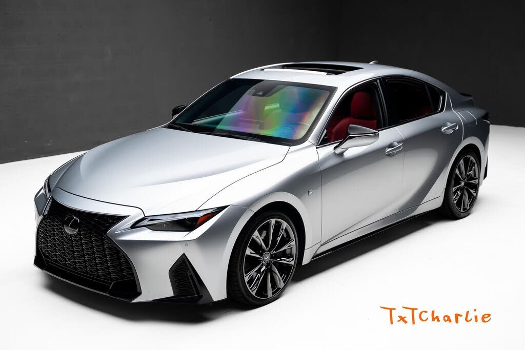 2023 LEXUS IS