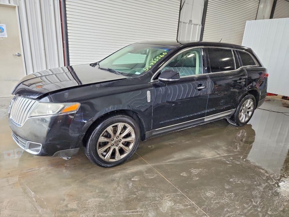 2019 LINCOLN MKT