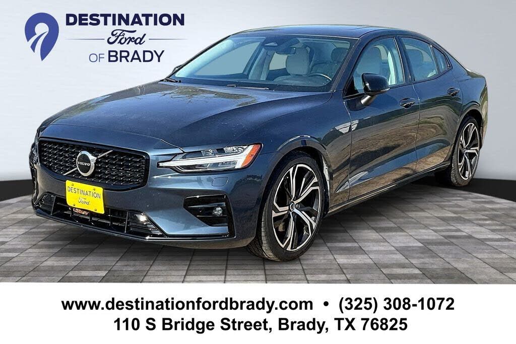 2024 VOLVO S60