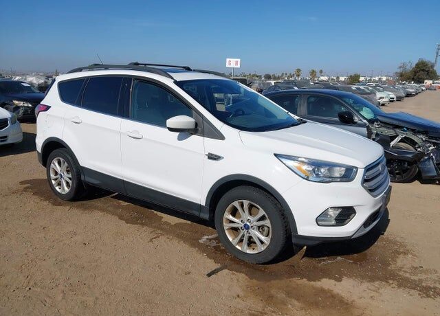 2018 FORD Escape