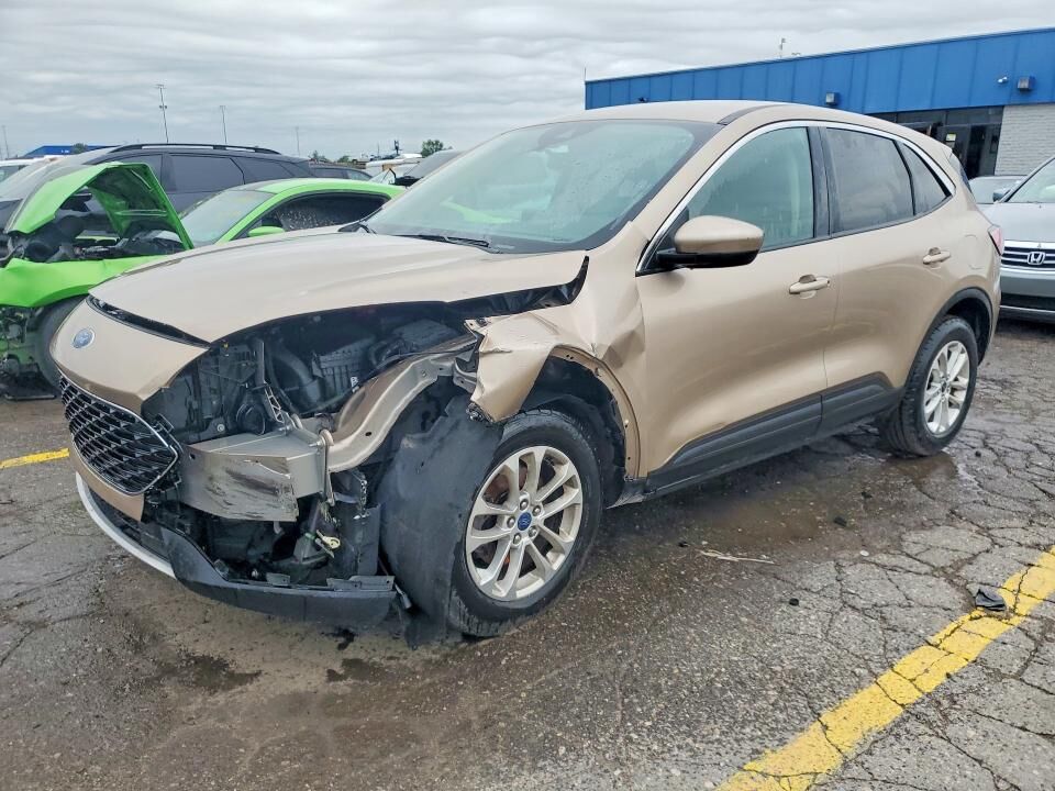 2020 FORD Escape