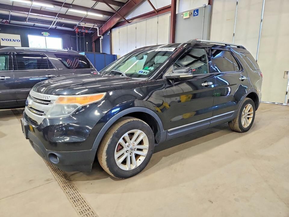 2011 FORD Explorer