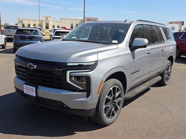 2026 CHEVROLET Suburban