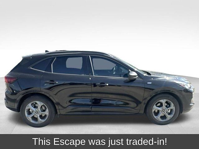 2023 FORD Escape