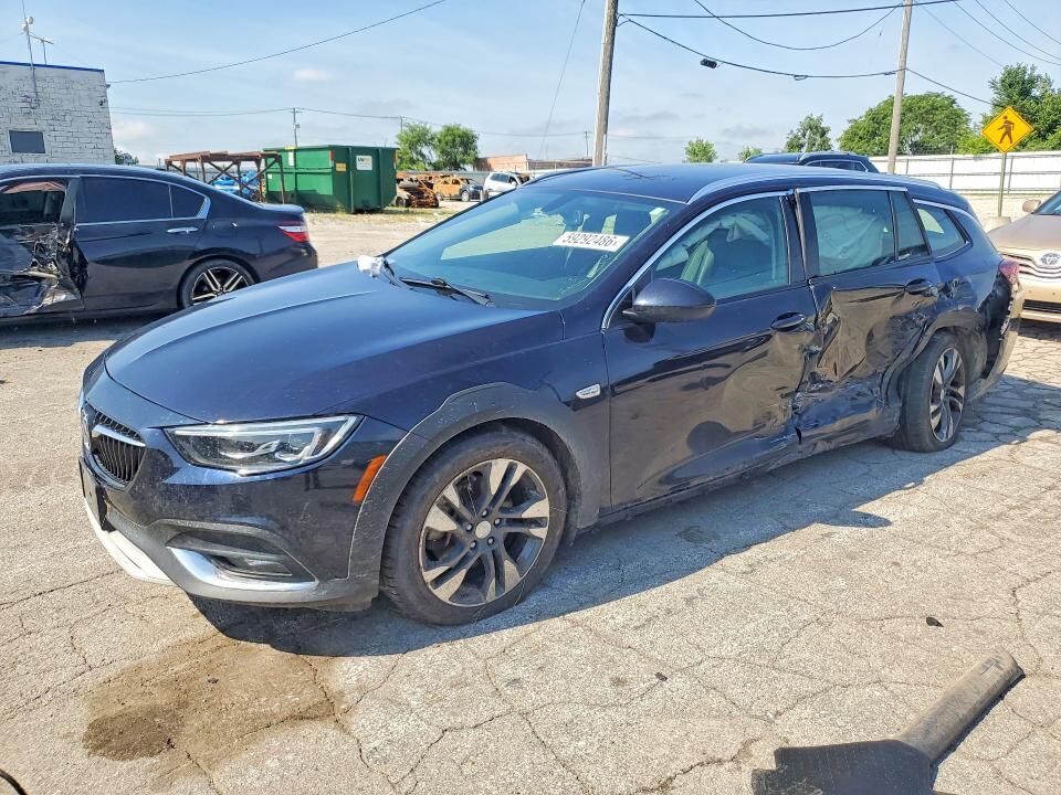 2018 BUICK Regal TourX