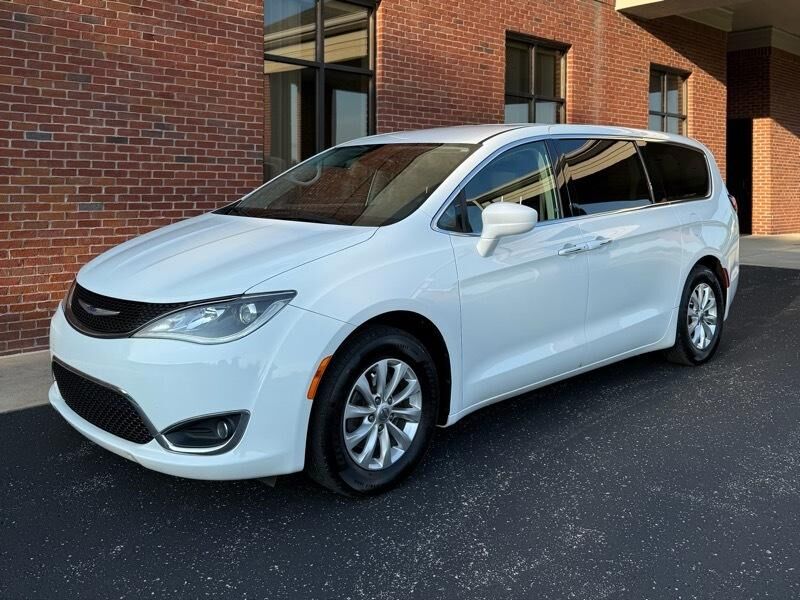 2018 CHRYSLER Pacifica