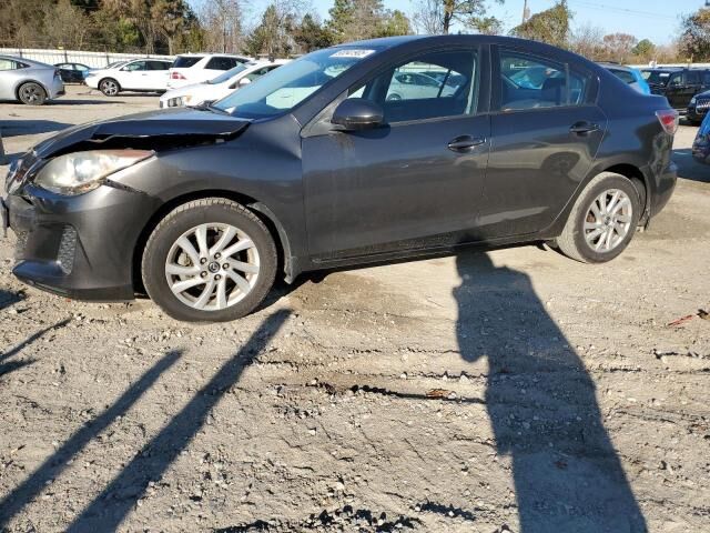 2013 MAZDA Mazda3