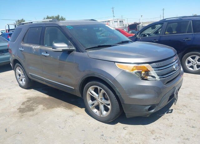 2014 FORD Explorer