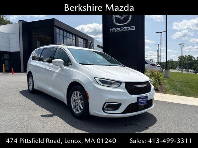 2022 CHRYSLER Pacifica