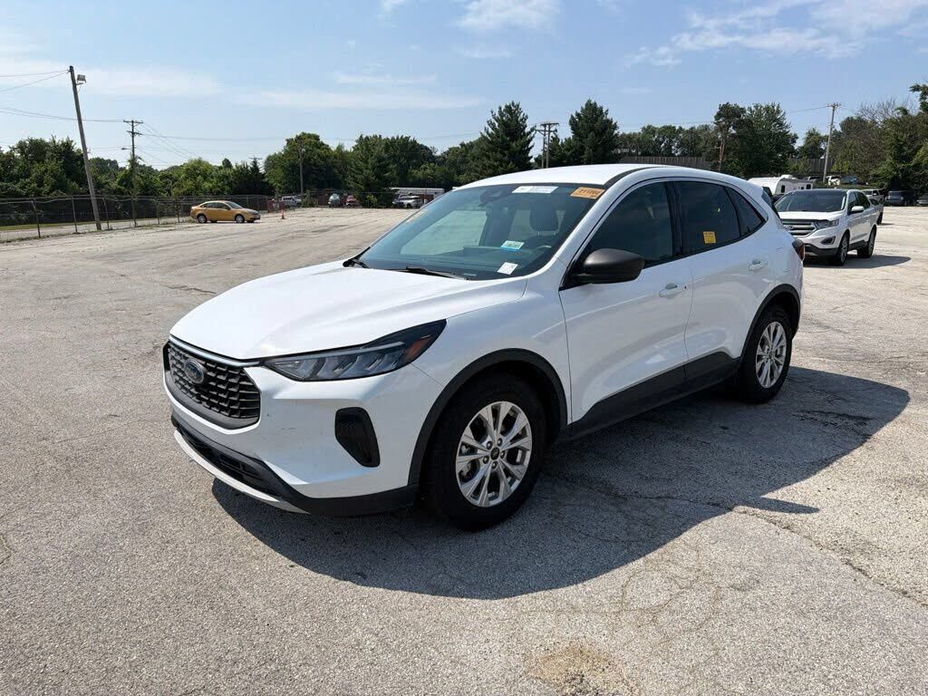 2023 FORD Escape