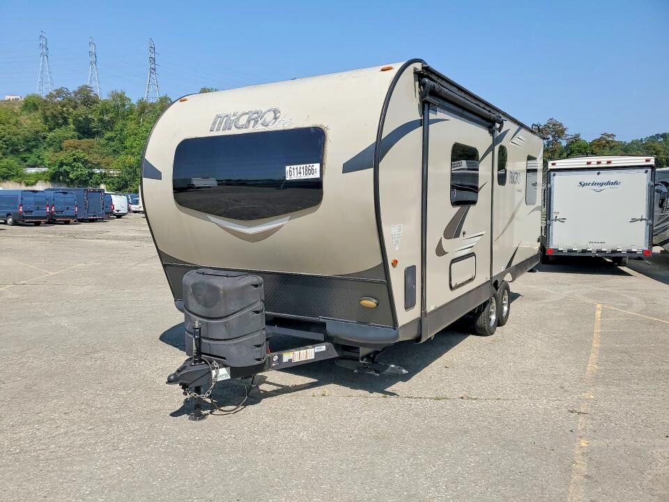 2019 FOREST RIVER Flagstaff Lite Weight Trailers