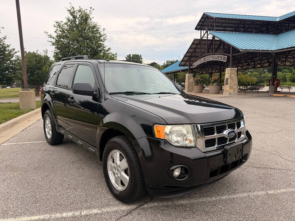2011 FORD Escape