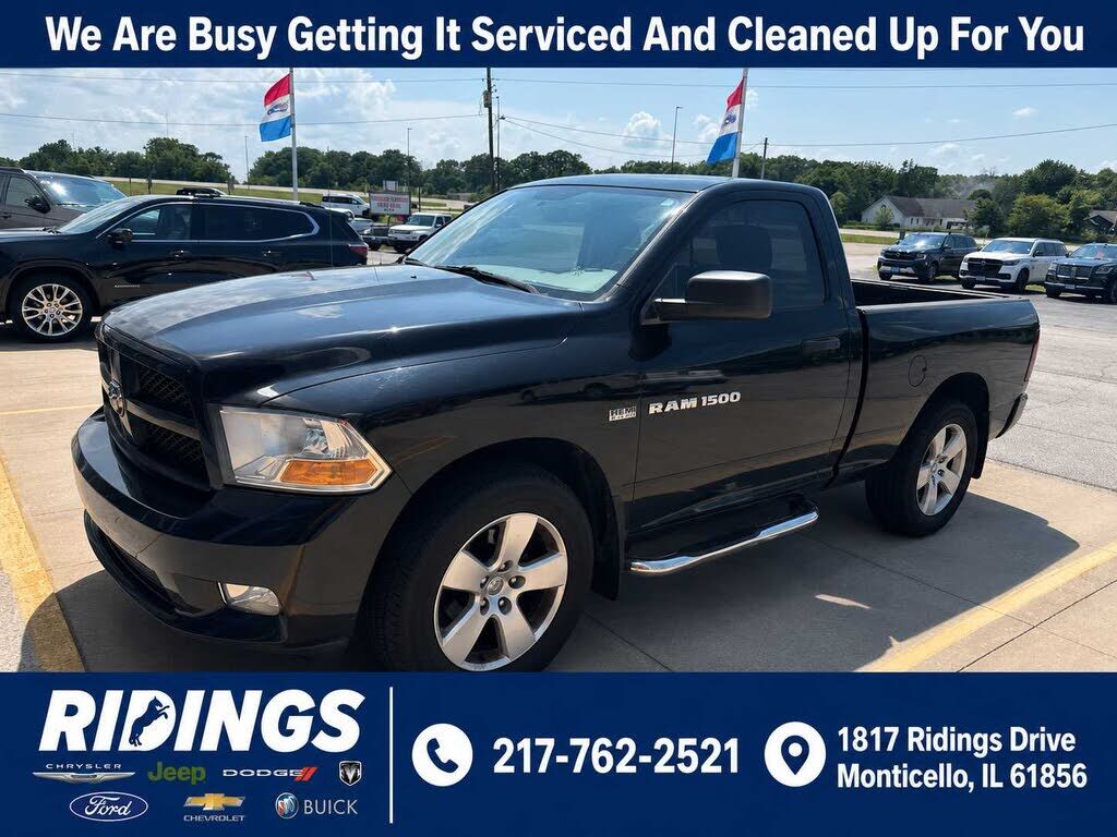 2012 DODGE Ram