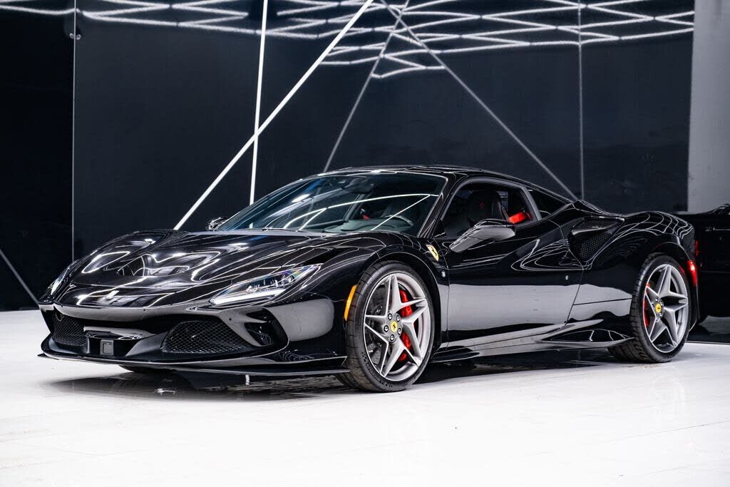 2022 FERRARI F8 Tributo