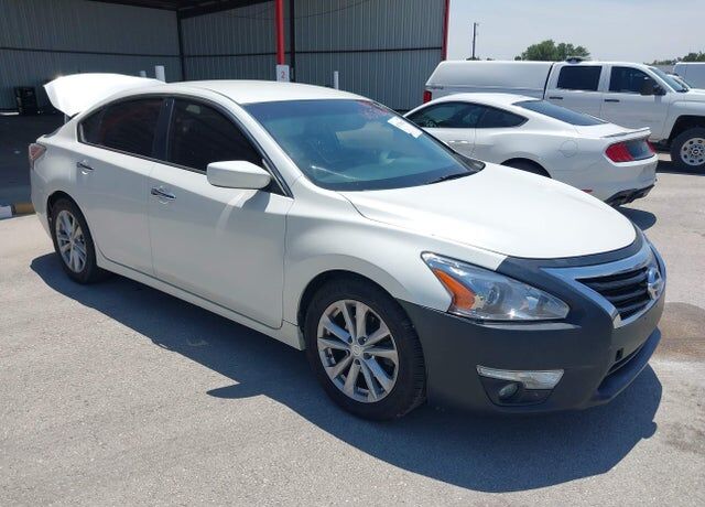2015 NISSAN Altima