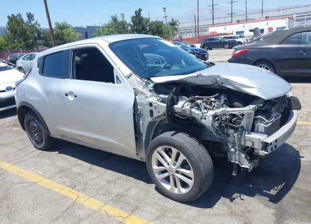 2015 NISSAN Juke