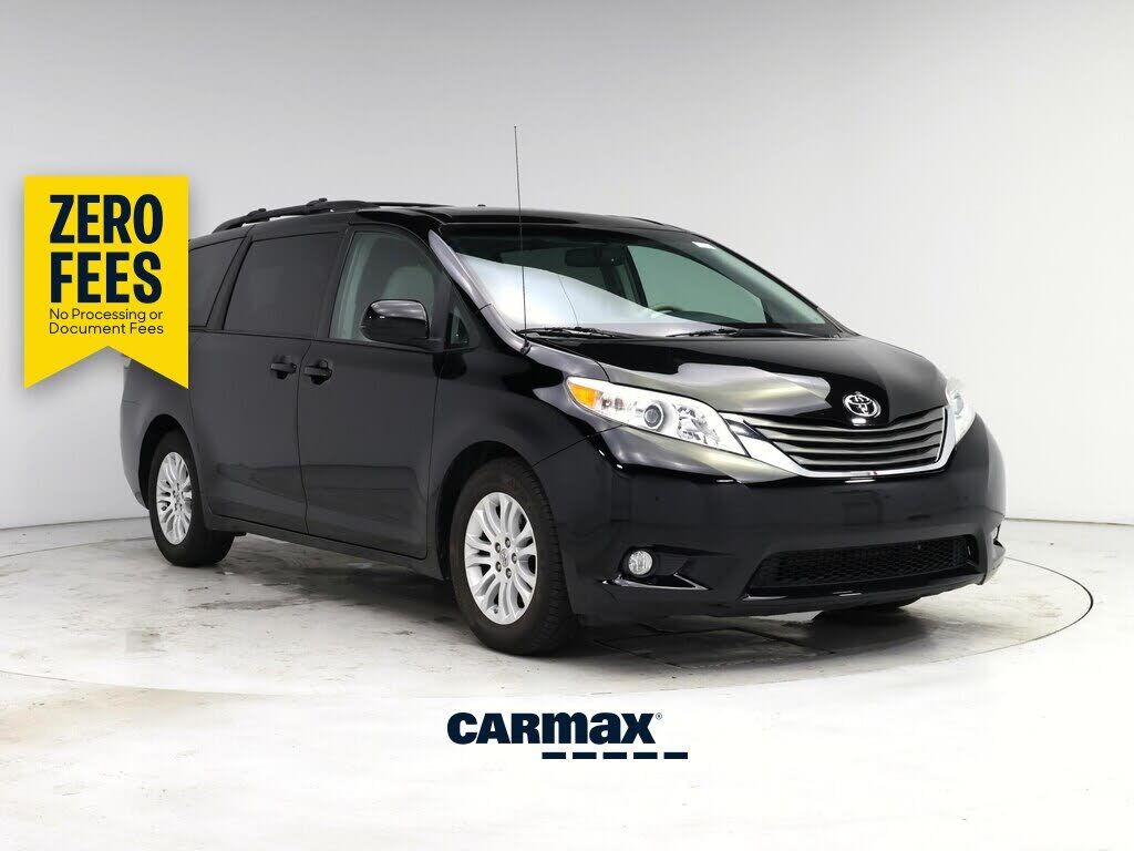 2014 TOYOTA Sienna