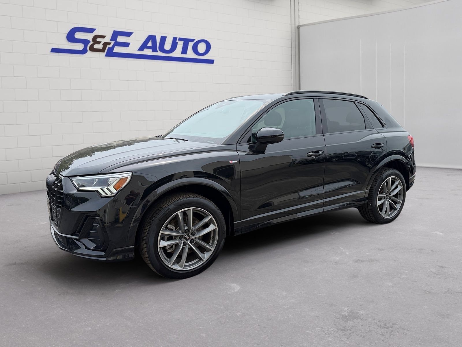2023 AUDI Q3