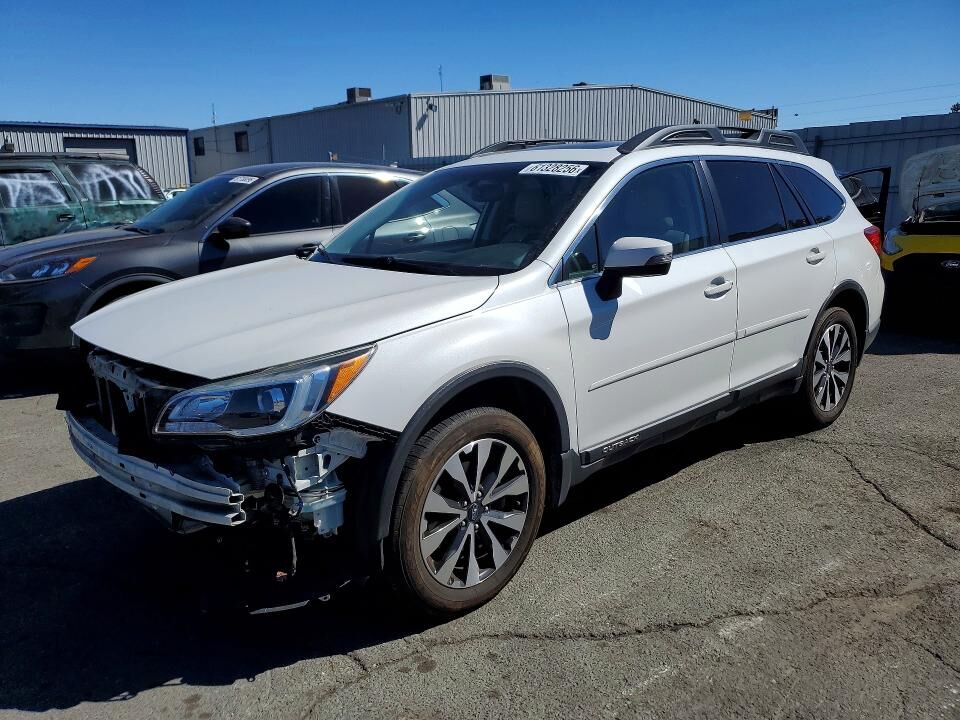 2016 SUBARU Outback