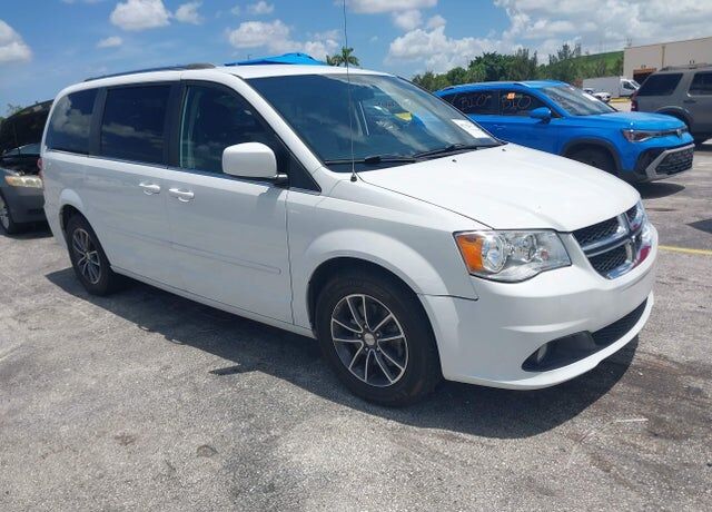 2017 DODGE Grand Caravan