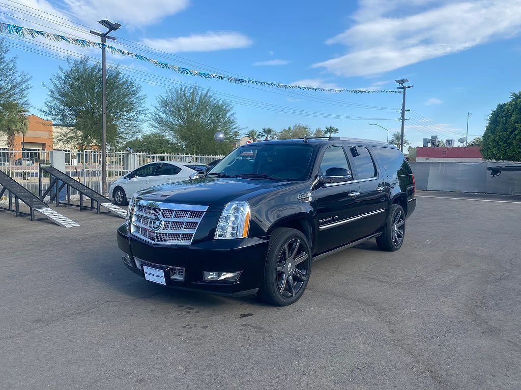 2011 CADILLAC Escalade