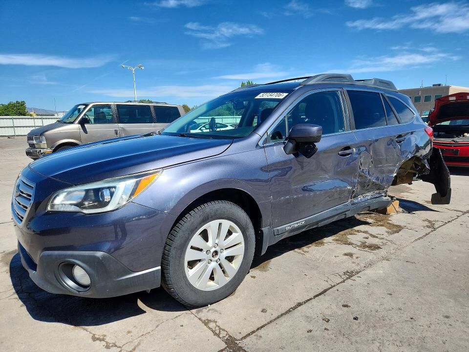2016 SUBARU Outback