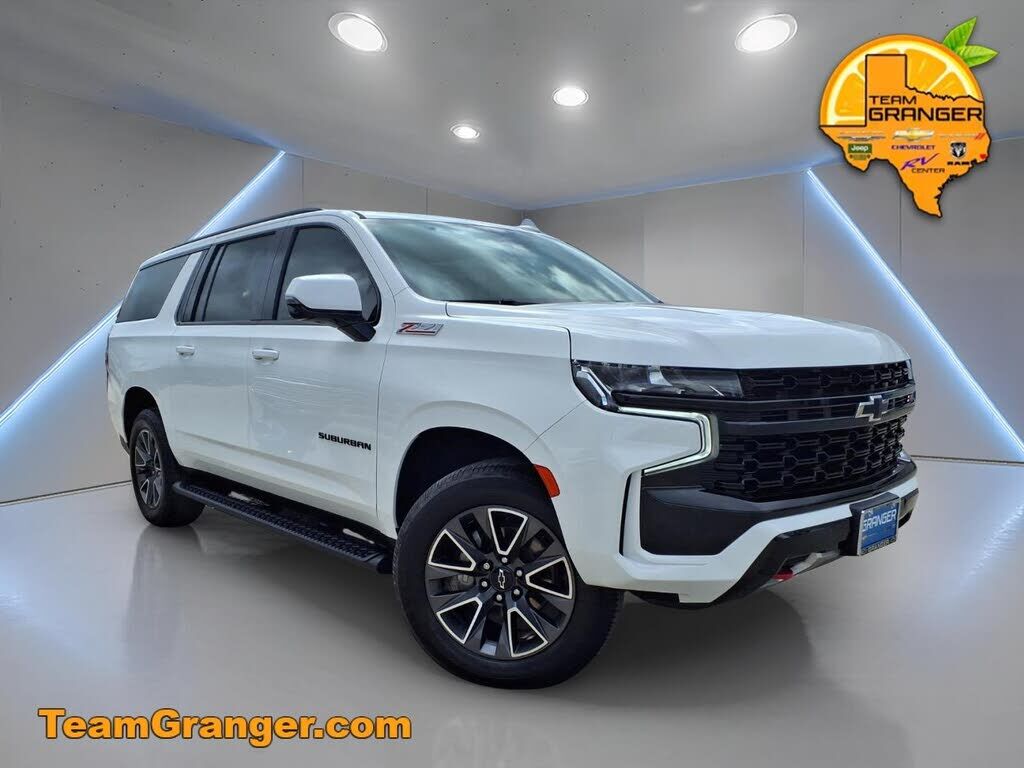 2023 CHEVROLET Suburban