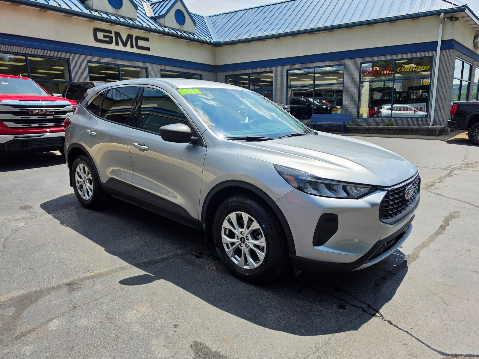 2024 FORD Escape